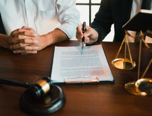 La importancia de contratar a un abogado profesional especializado en la Ley de Segunda Oportunidad.
